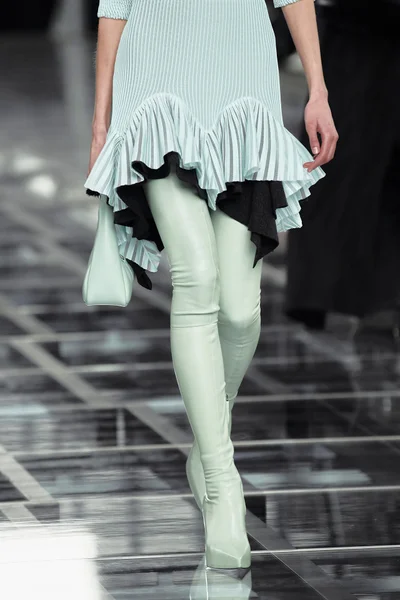 Look 62